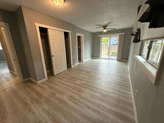 Building Photo - Now Available: $2600/month - 6 MONTH LEASE...