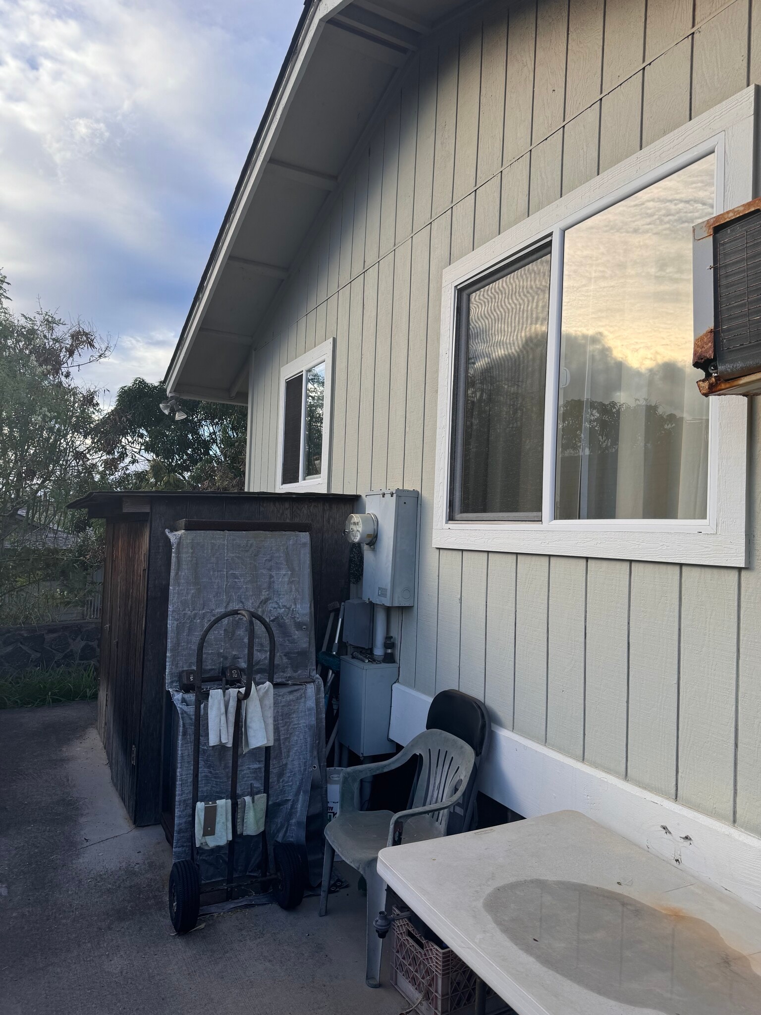 Laundry area - 486 Kea St