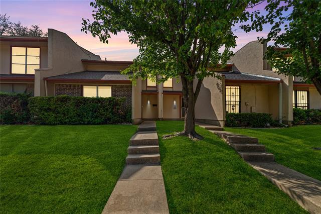 Primary Photo - 405 Valley Park Dr