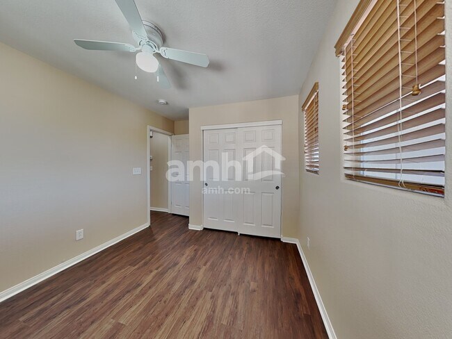 Building Photo - 6490 Albina Creek St