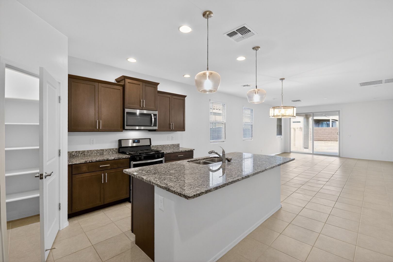 Building Photo - 12750 N Gibbs Ave