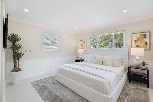 Building Photo - 1510 Coolidge St