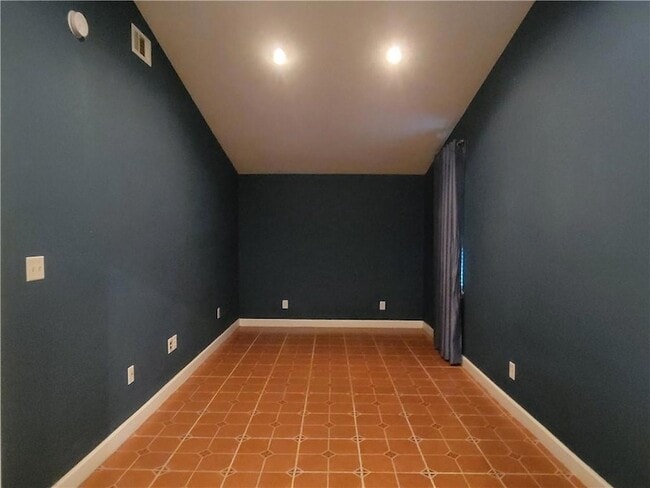 Building Photo - 609 Cottonwood St