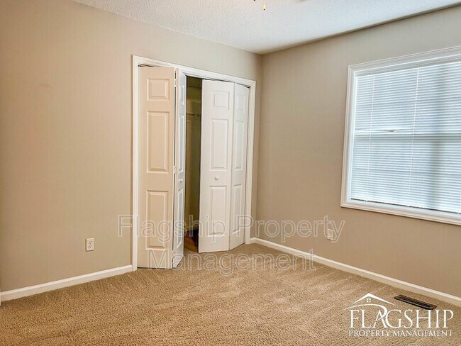 Building Photo - 1035 Spring Forest Rd