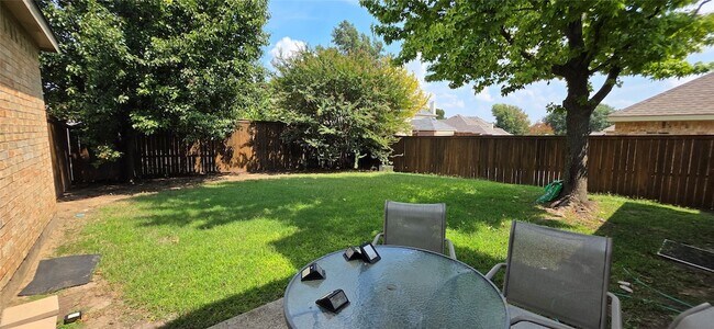 Building Photo - 3529 Brewster Dr