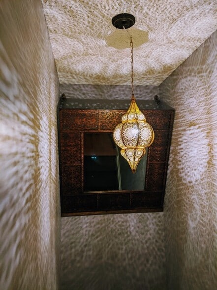 Building Photo - 226 Matthews Dr