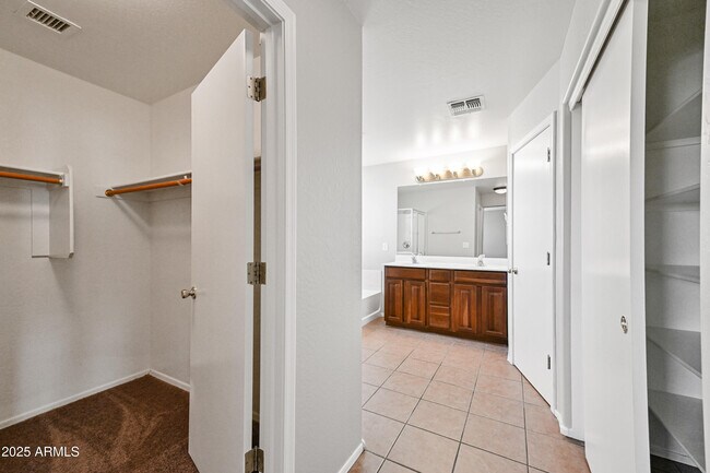 Building Photo - 3632 W St Charles Ave