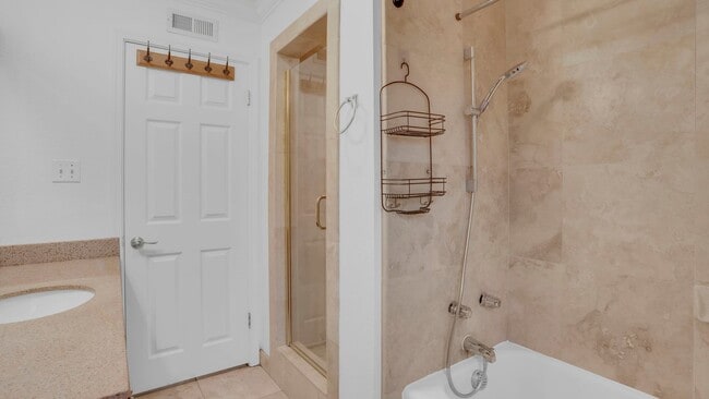 Building Photo - Lovely Home in San Jose near scenic Alum Rock! 2 Bedroom 2 Bath plus 1 Bed/1 Bath ADU