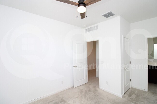 Building Photo - 4577 Sweetbush Way