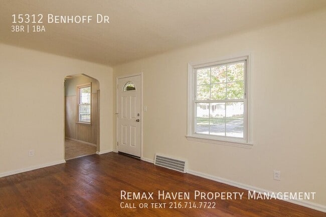 Building Photo - 15312 Benhoff Dr