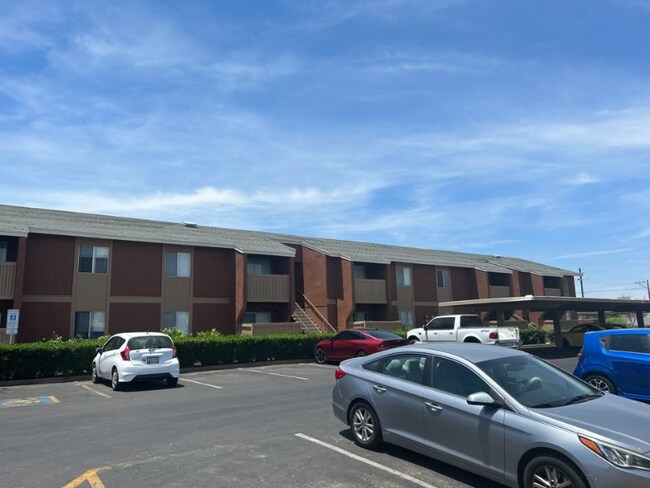 Building Photo - 4444 N 7th Ave