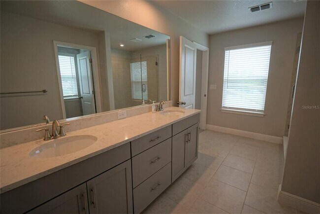 Building Photo - 6016 Grand Sonata Ave