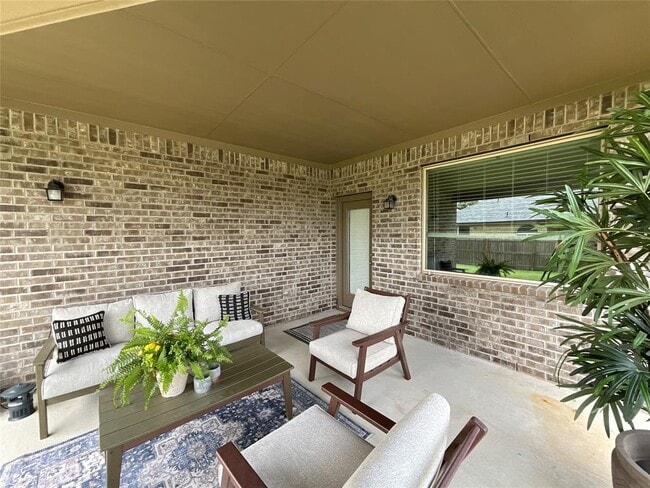 Building Photo - 2449 Lyla Ln