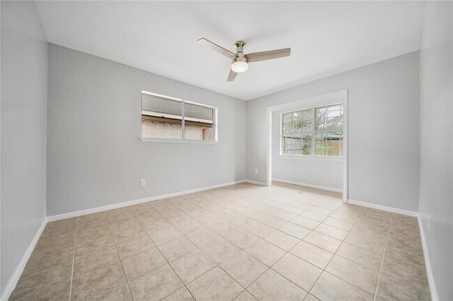Building Photo - 1059 Richelieu Ln