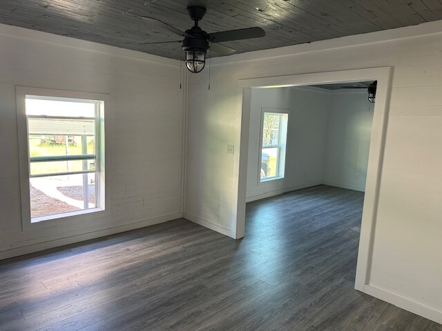 Building Photo - 924 S Kaufman St