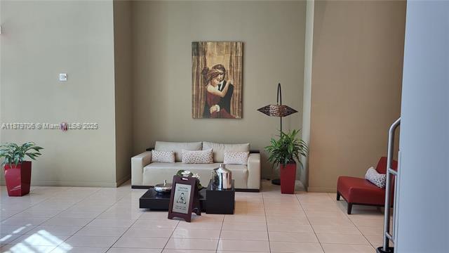 Building Photo - 300 S Biscayne Blvd