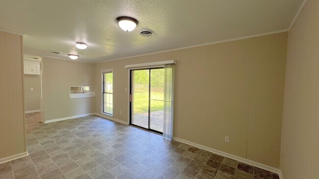 Building Photo - Beautiful 4-bedroom brick home