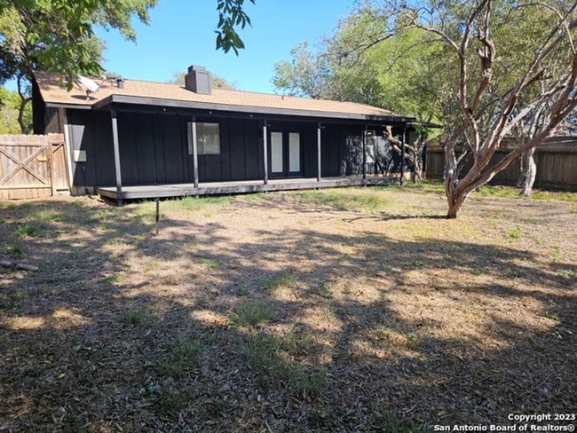 Building Photo - 4 Bedroom one story in Silver Creek