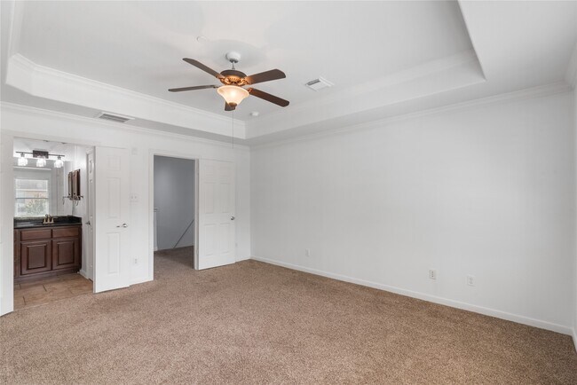 Building Photo - 31 Umbria Ln