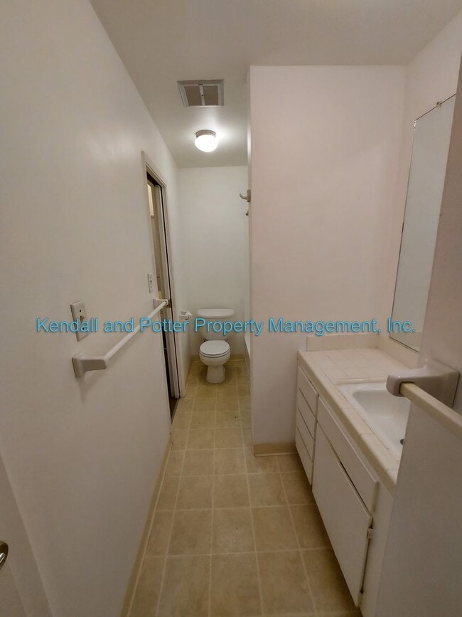 Building Photo - 2 Bedroom Condo In The Villas Of Capitola!