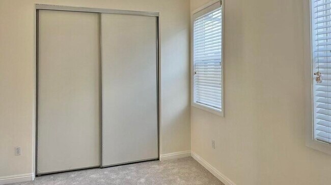 Building Photo - 4486 Chancery Ln