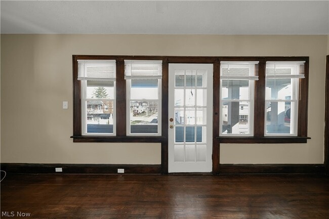 Building Photo - 3416 W 117th St