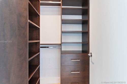 Building Photo - 900 Biscayne Blvd