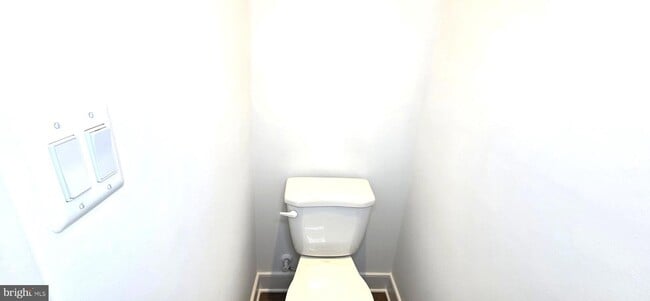 Building Photo - 1726 Blacksmith Wy