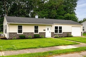 Building Photo - 308 Vincent Ave