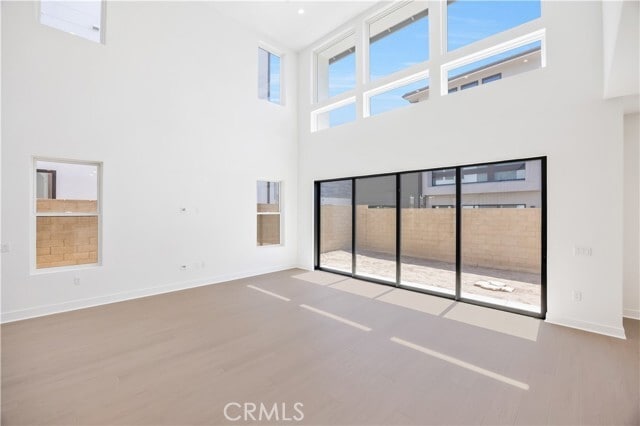 Building Photo - 169 Creation