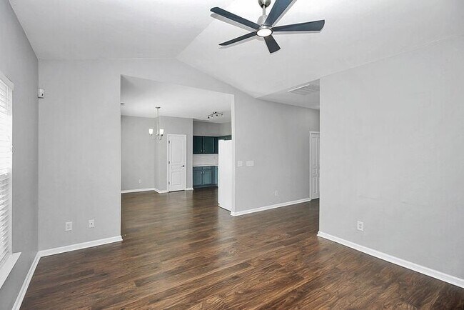 Building Photo - Beautiful 3BD/2BA Ranch in Alexander Chase!