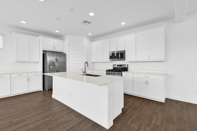 Building Photo - Brand New 4 bed/3 bath in Hawes Crossing C...