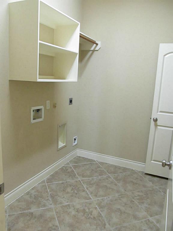 Building Photo - 14104 Green Thicket Dr