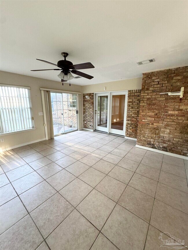 Building Photo - 6740 Bunker Hill Cir