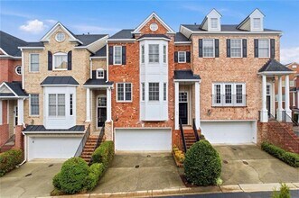 Building Photo - 319 Creekbank Way SE
