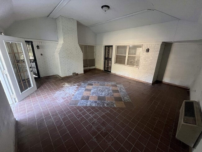 Building Photo - 5159 Longmeadow Cove