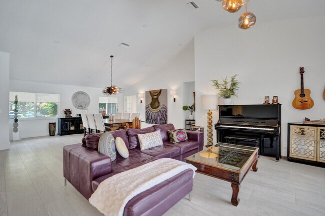 Building Photo - 4130 Georges Way
