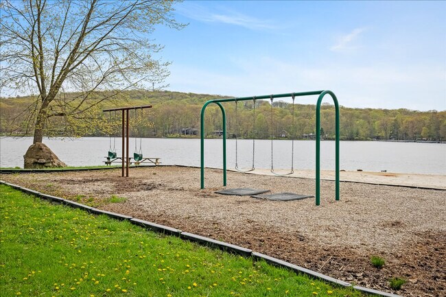 Building Photo - 109 Rising Sun Ct