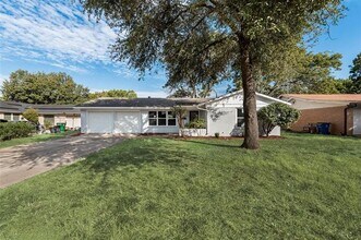 Building Photo - 5017 Sabelle Ln
