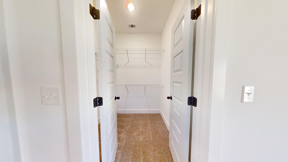 Building Photo - Brand New Twin Home in Fox Run Village