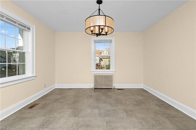 Building Photo - 2800 Chesterfield Blvd