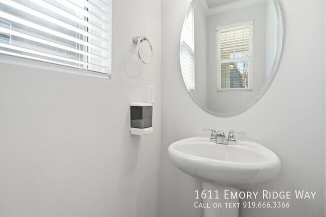 Building Photo - 1611 Emory Ridge Way