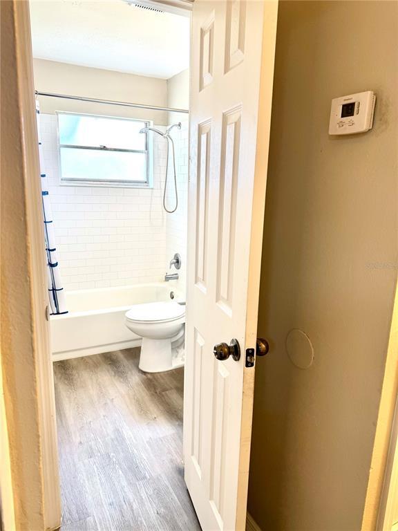 Building Photo - 2474 Dianne Dr