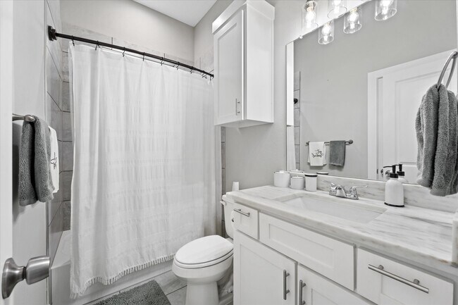 Building Photo - 4520 Garrison Ave