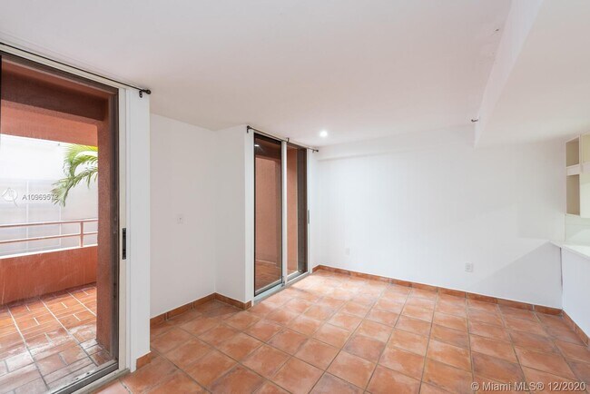 Building Photo - 2801 Florida Ave