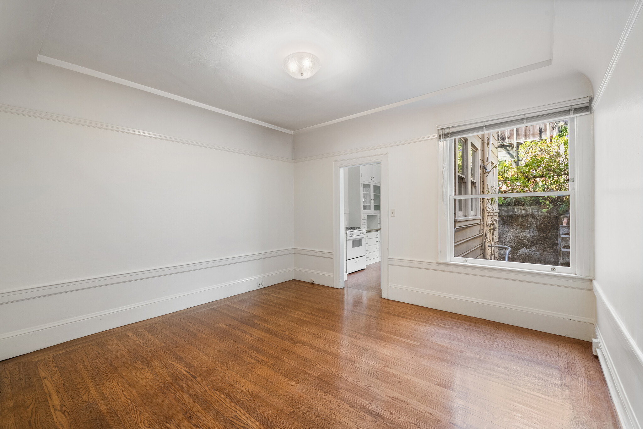 Building Photo - 41 Divisadero St