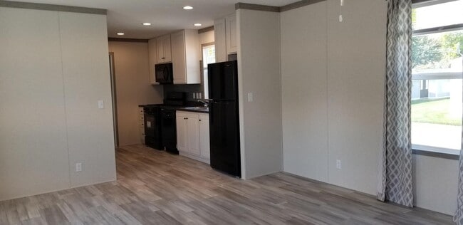 Building Photo - 31 Mockingbird Hill Dr