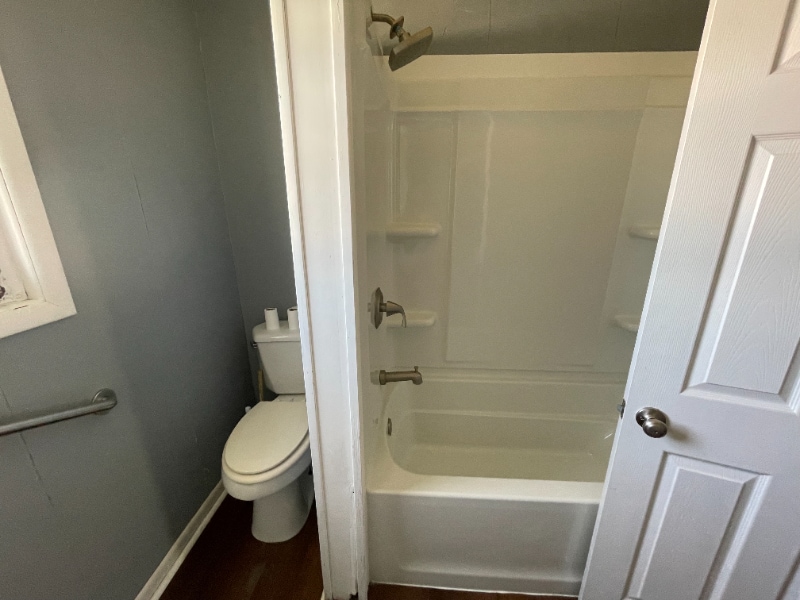 Building Photo - 1717 E North St