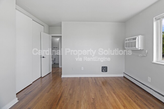 Building Photo - 3271 Morrison Ave