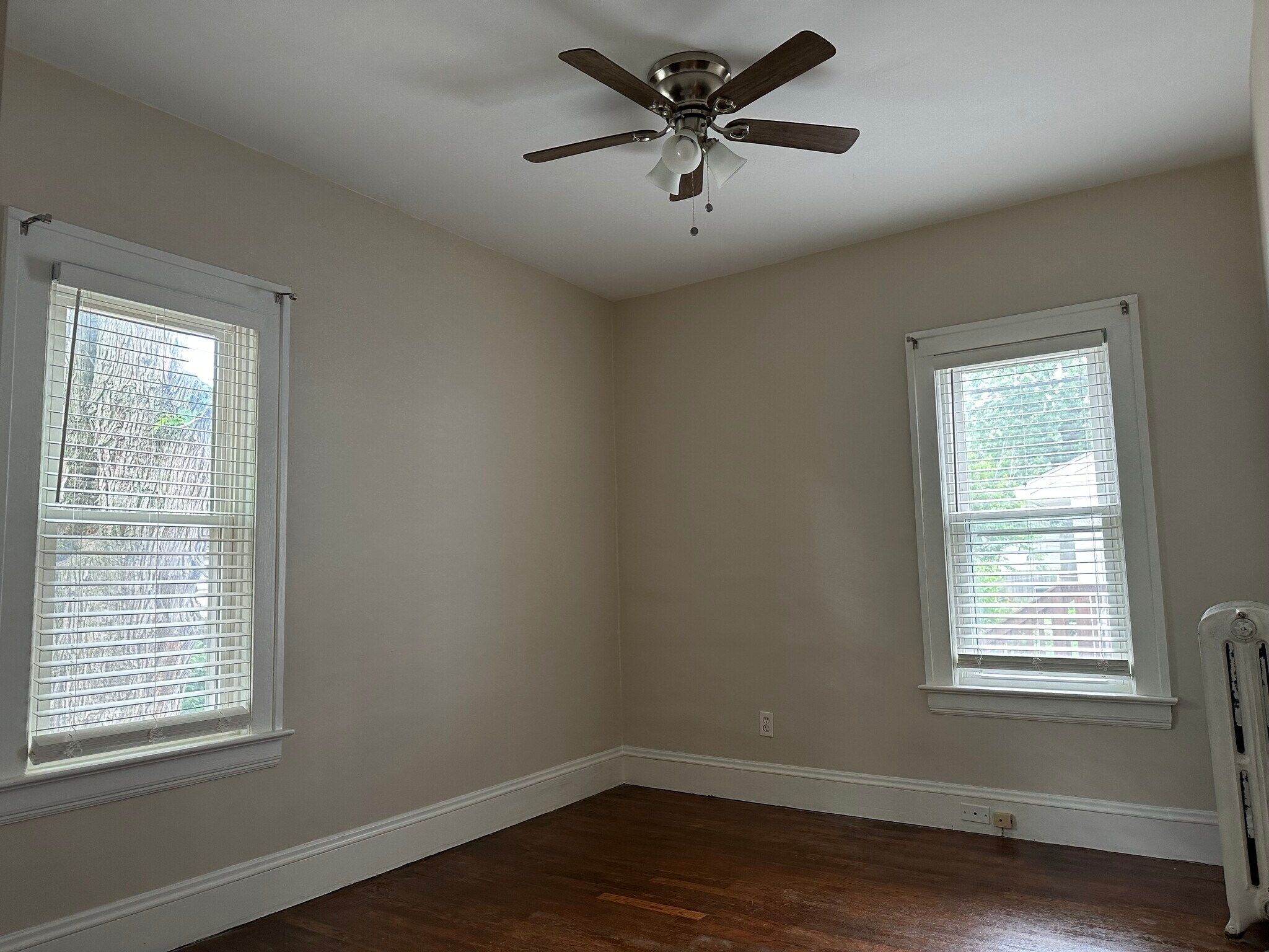 Bedroom 1 - 1286 Edwards Ave